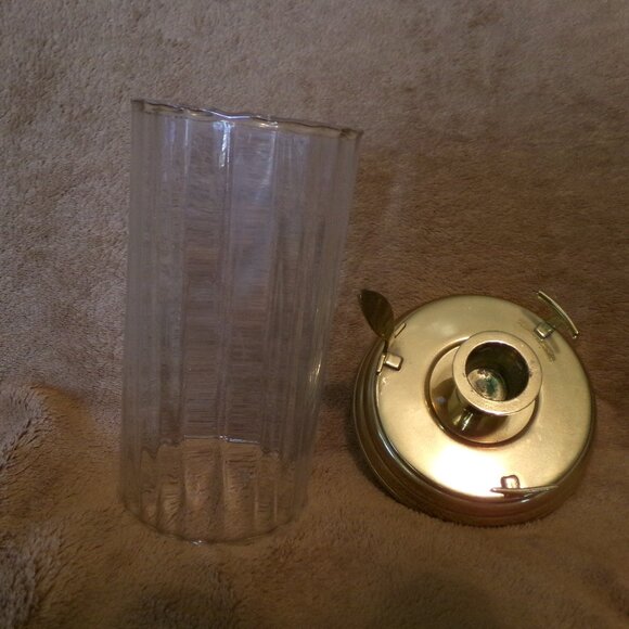 Vintage Partylite Gold Base Candle Holder W/Scalloped Glass & Candle - Picture 7 of 7